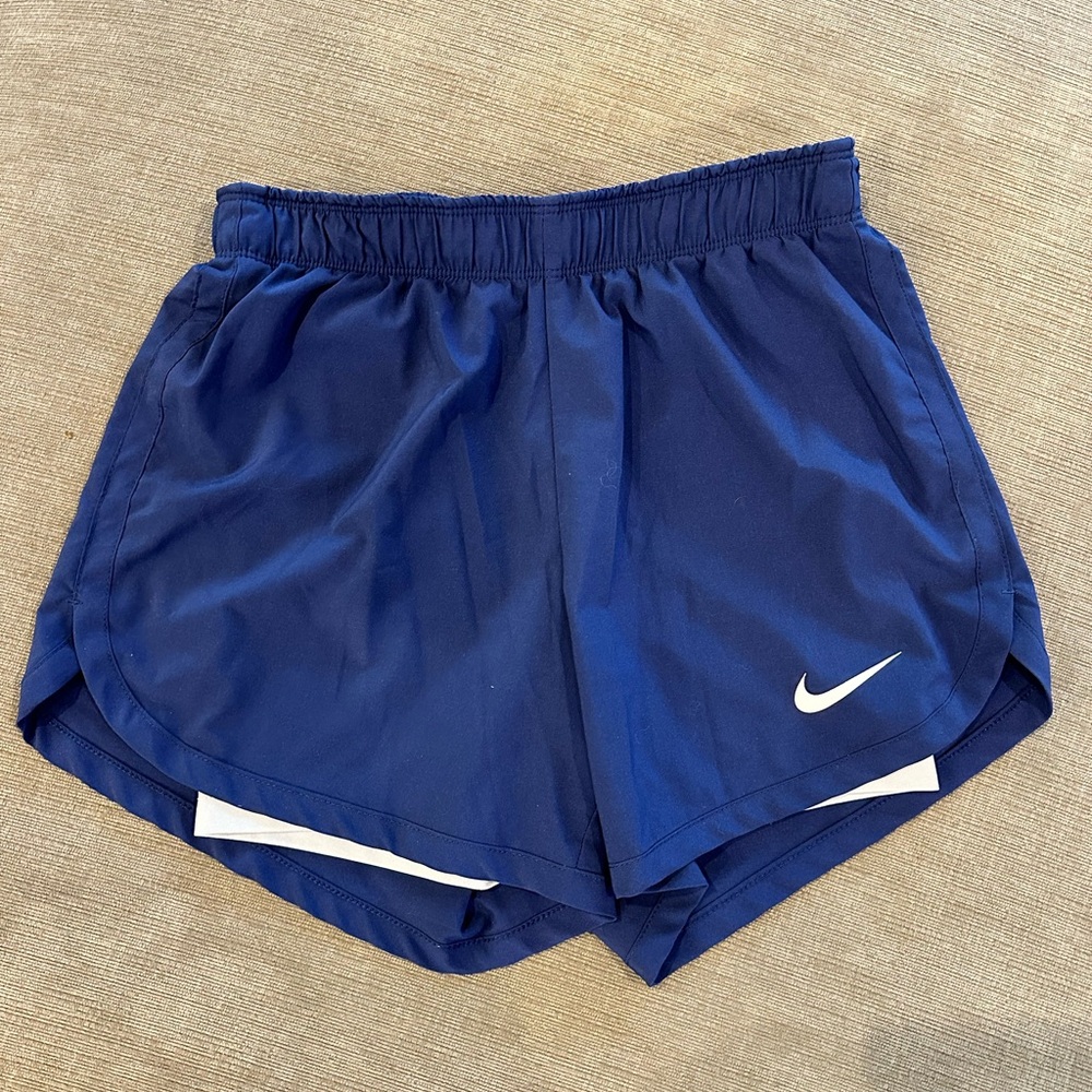Nike women’s 2 in 1 track shorts